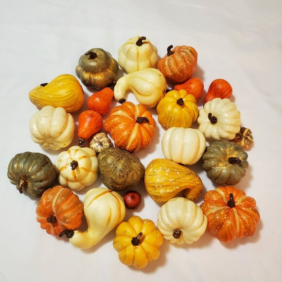 Lot of (27) Assorted Faux Rustic Fall Harvest for Your Autumn Display - Picture 1 of 7